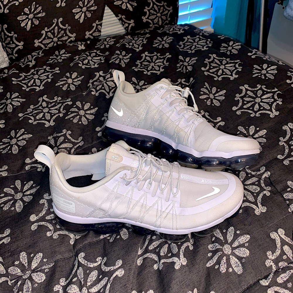 Nike Air Vapormax women’s size 11